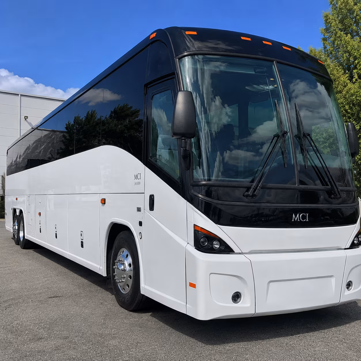 bus rental options for missouri city trips
