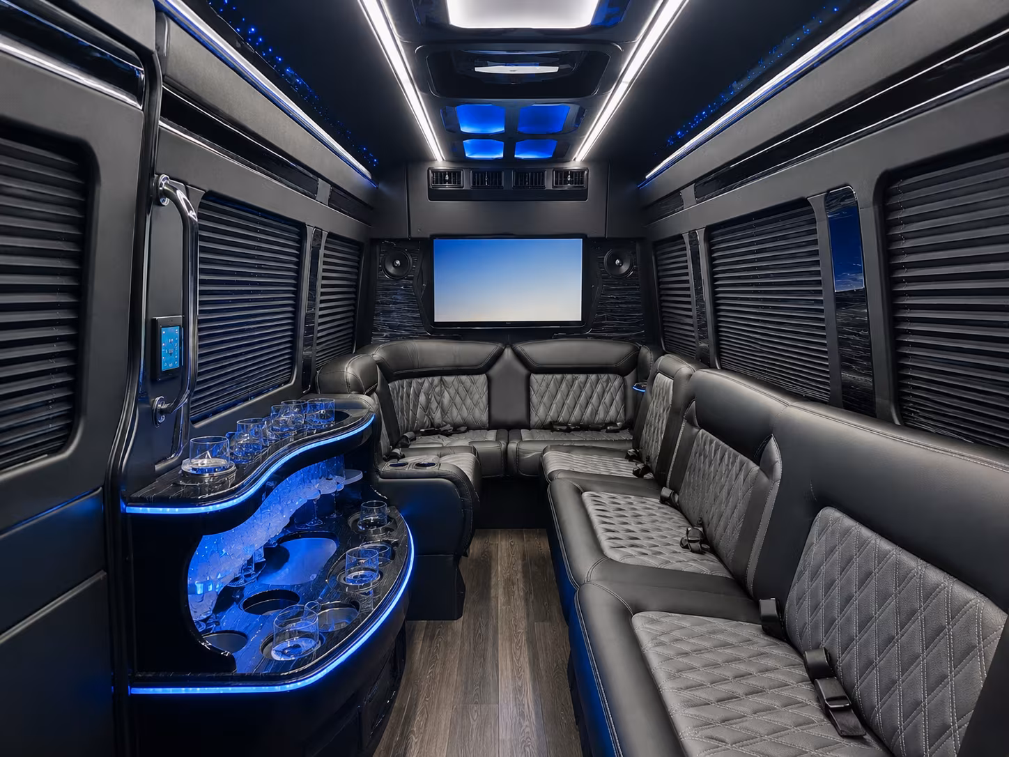 bus rentals for houston area music festivals and outdoor events