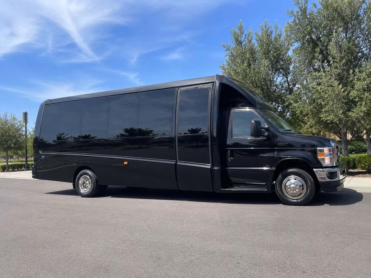 buses for missouri city senior ministry and elderly congregation members