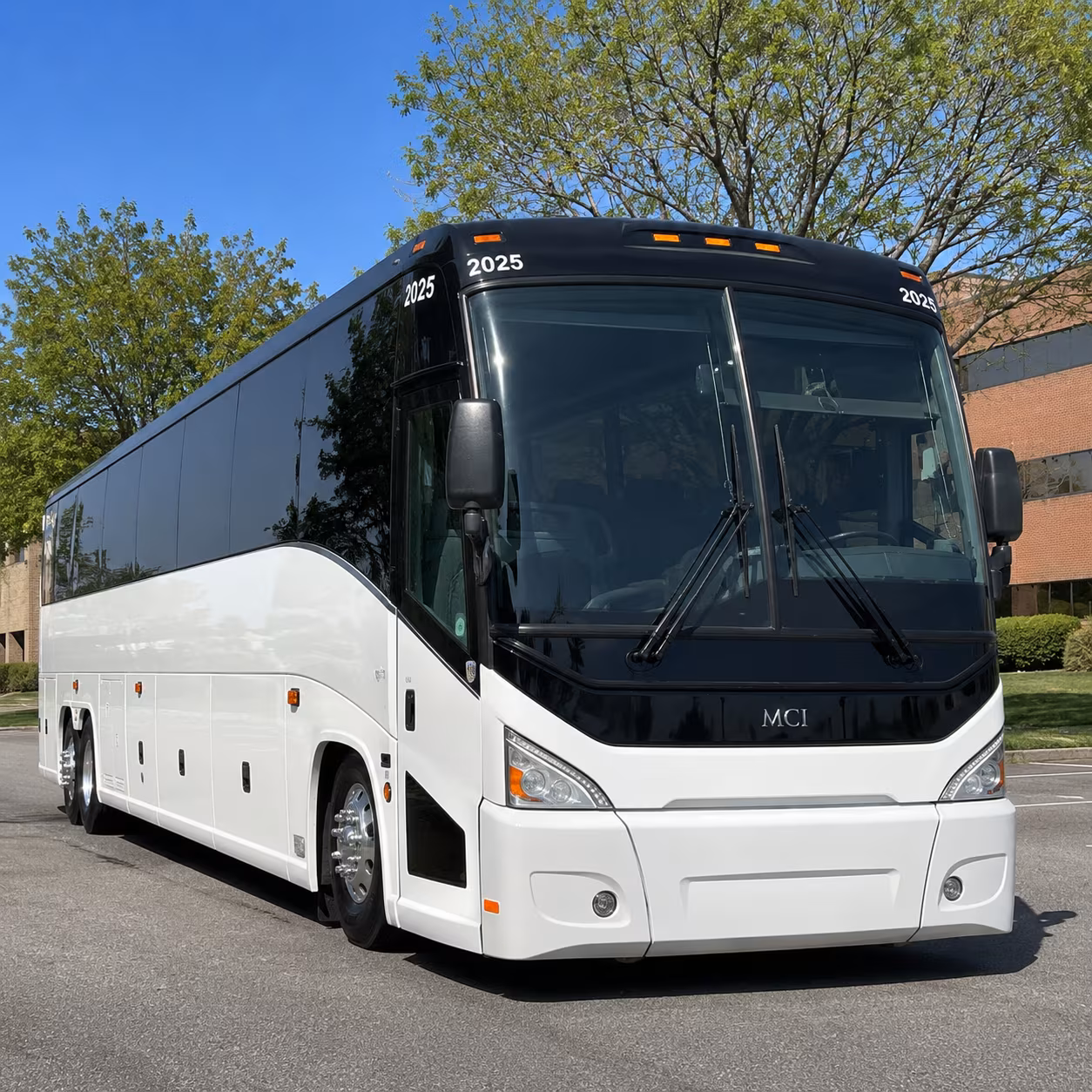 large group airport transportation for events reunions celebrations