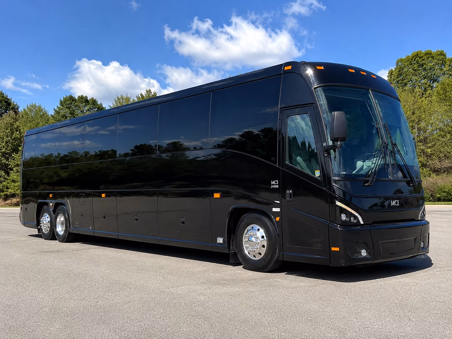 missouri city employee shuttle buses along us 90a and fort bend parkway