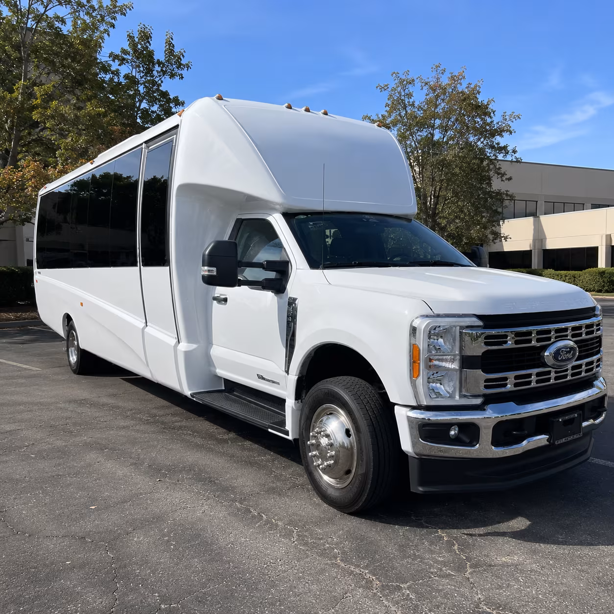 party buses to cynthia woods mitchell pavilion concerts and shows