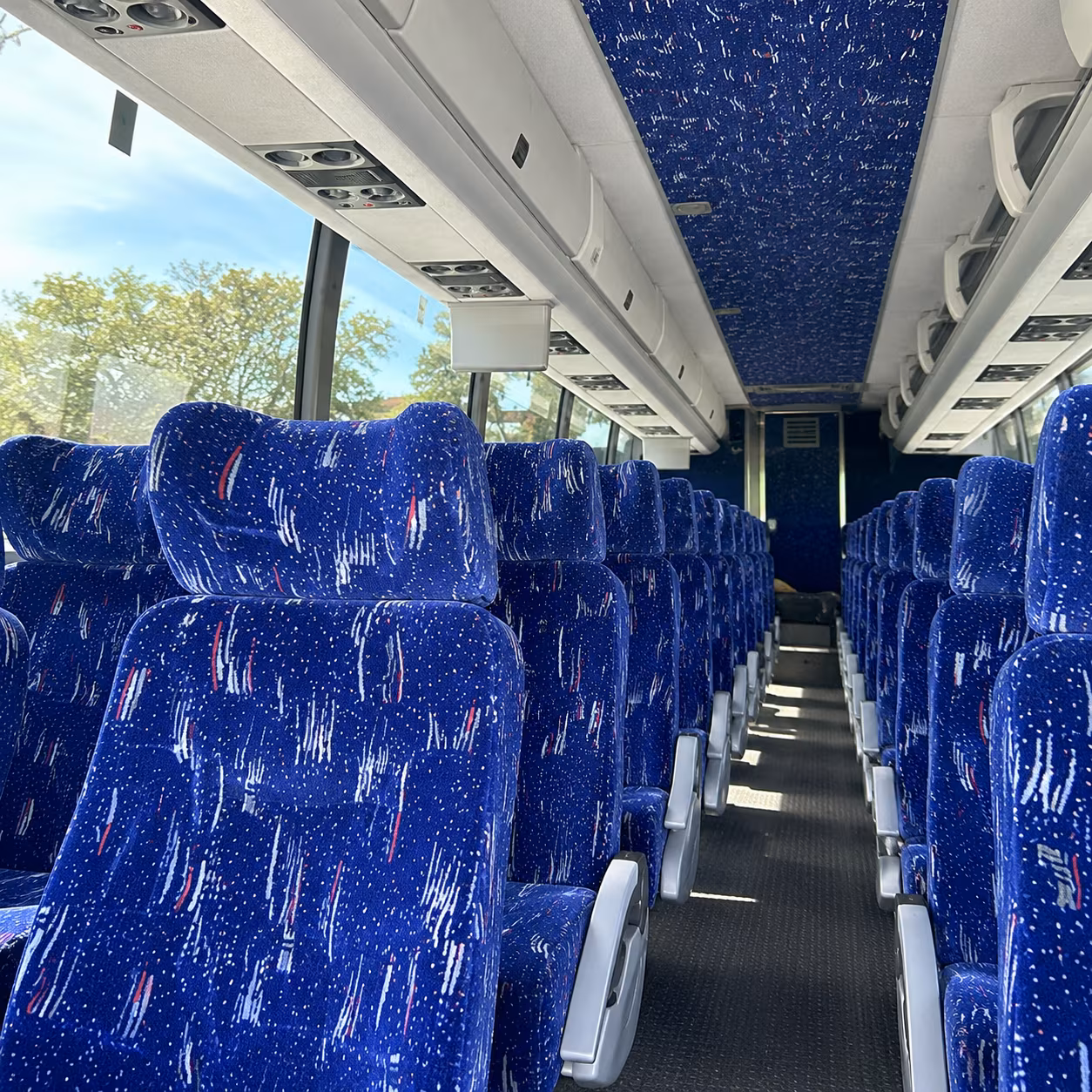 shuttle buses for federal agencies and houston area government offices