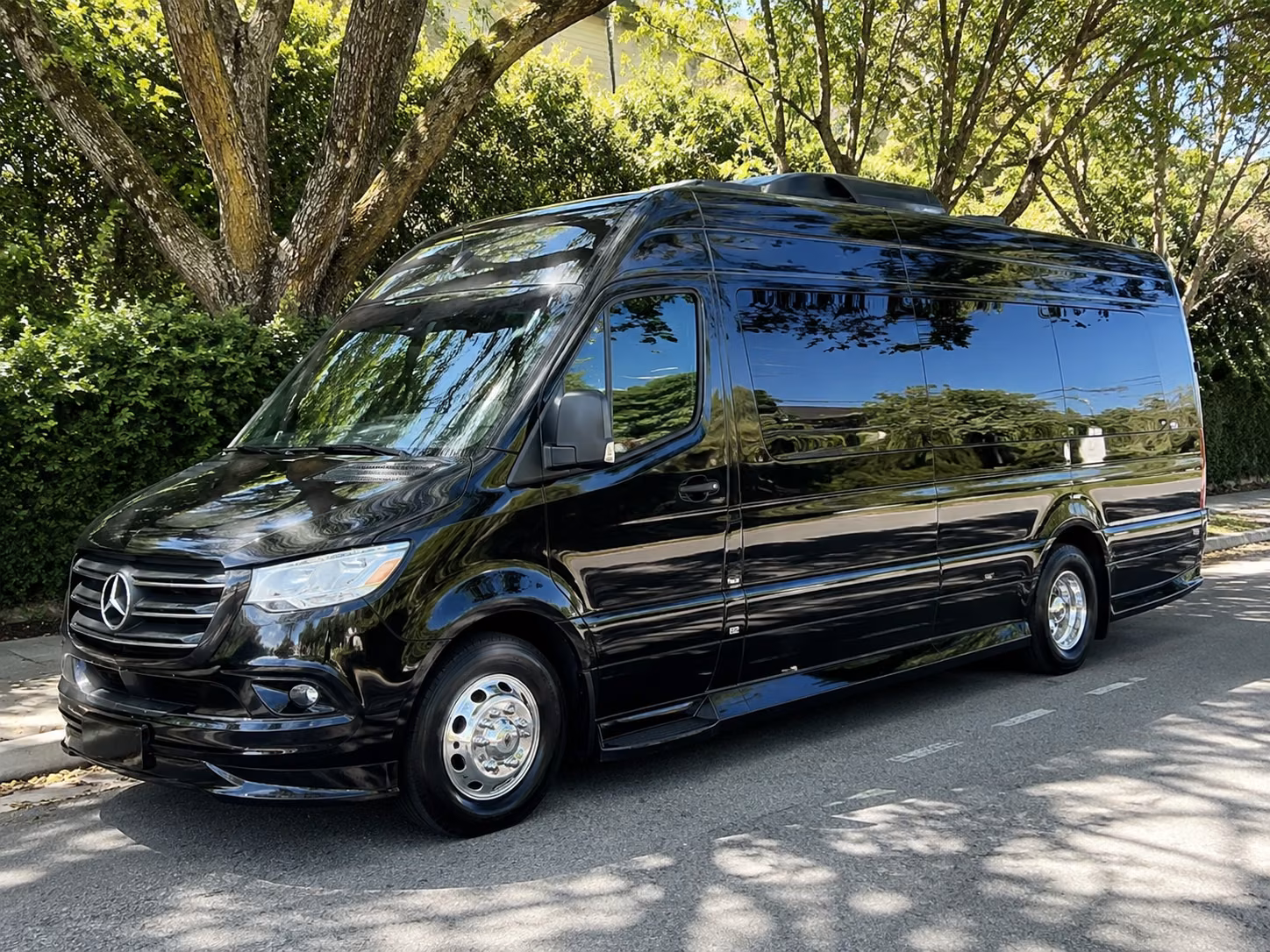 sprinter vans and buses for missouri city micro wedding and intimate ceremony transportation